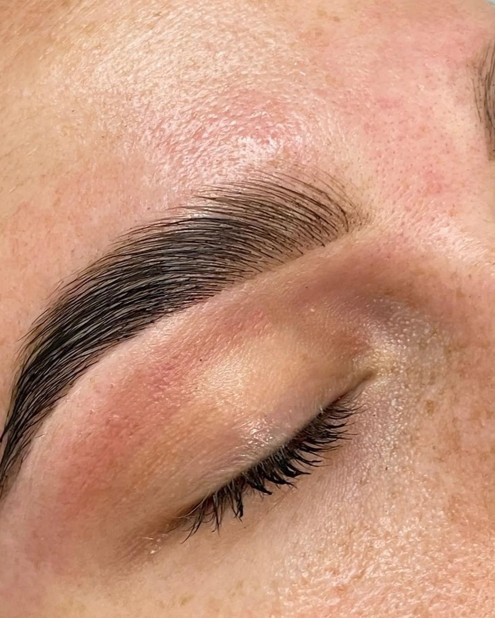 Brow lamination